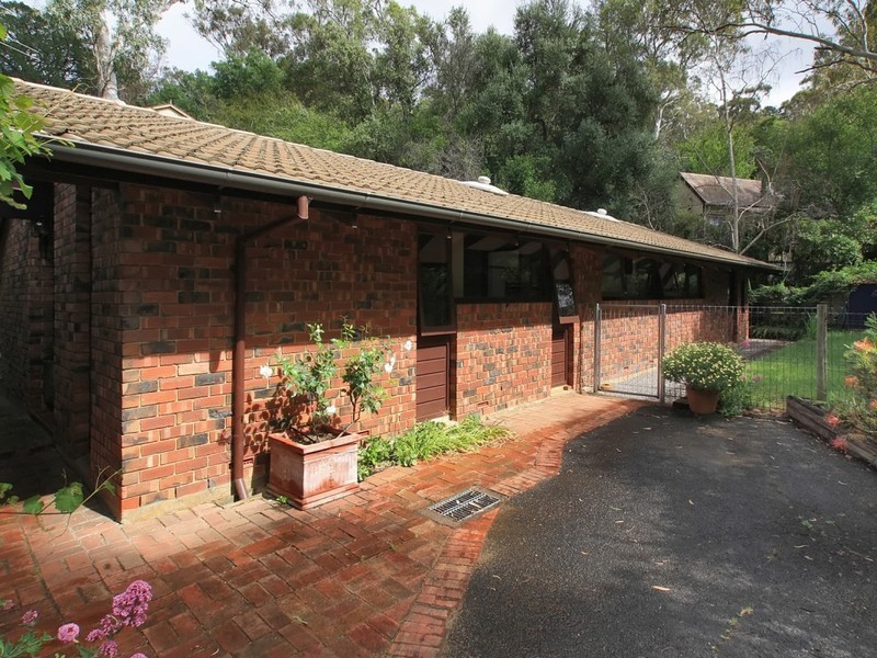 5 Oak Crescent, Hawthorndene SA 5051