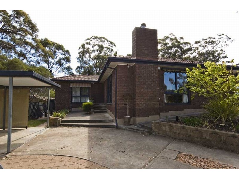 25 Bushland Drive, Bellevue Heights SA 5050