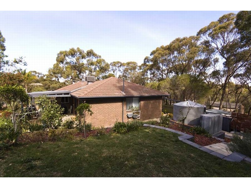 25 Bushland Drive, Bellevue Heights SA 5050