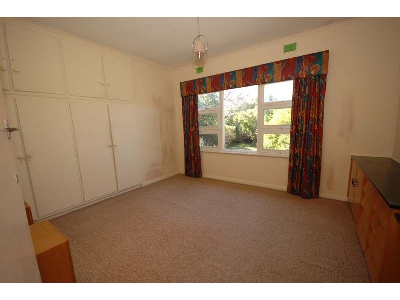 216 Shepherds Hill Road, Bellevue Heights SA 5050