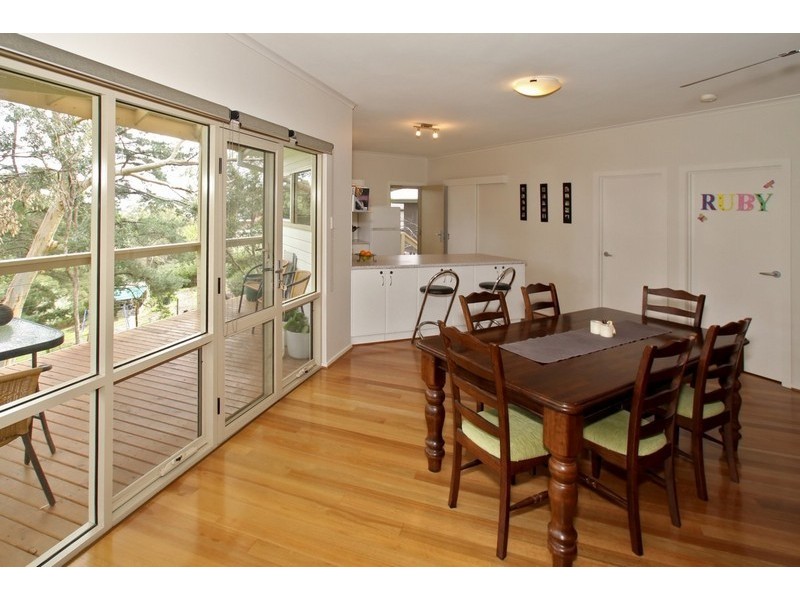 5 Yalpara Street, Eden Hills SA 5050
