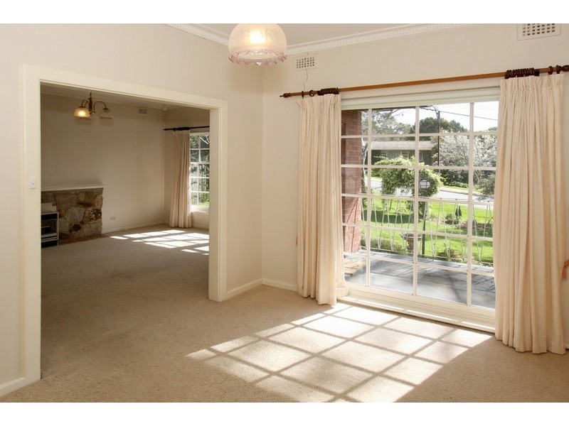 16 Red Road, Blackwood SA 5051