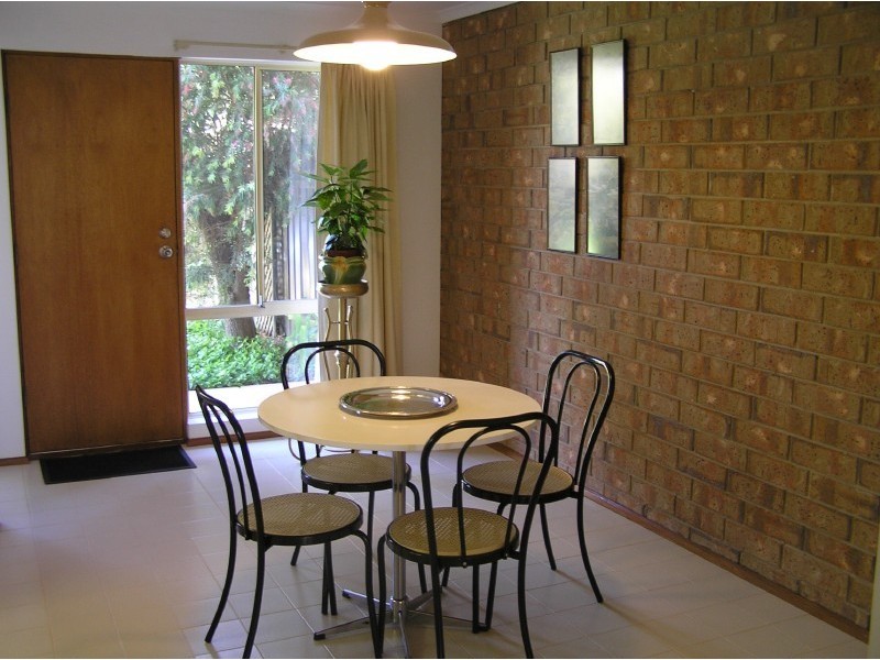 2/18 Township Road, Marion SA 5043