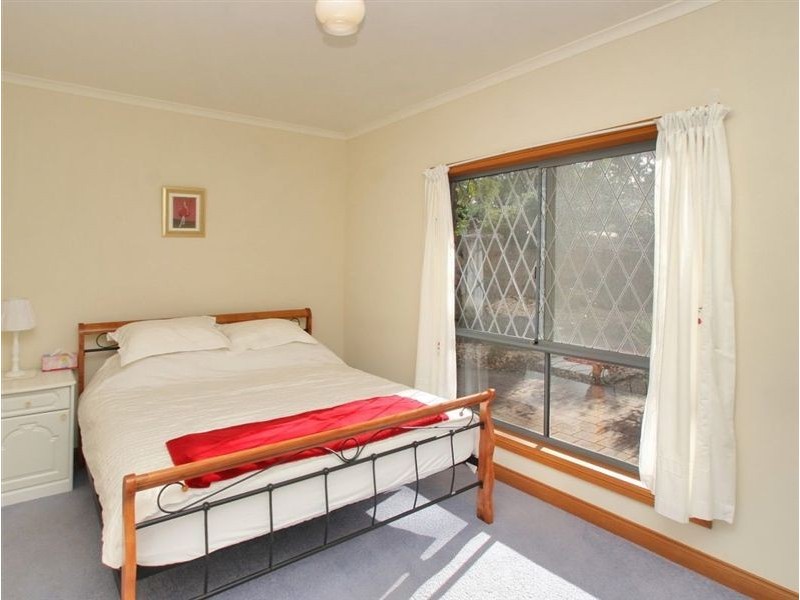 32 Shannon Cr, Coromandel Valley SA 5051