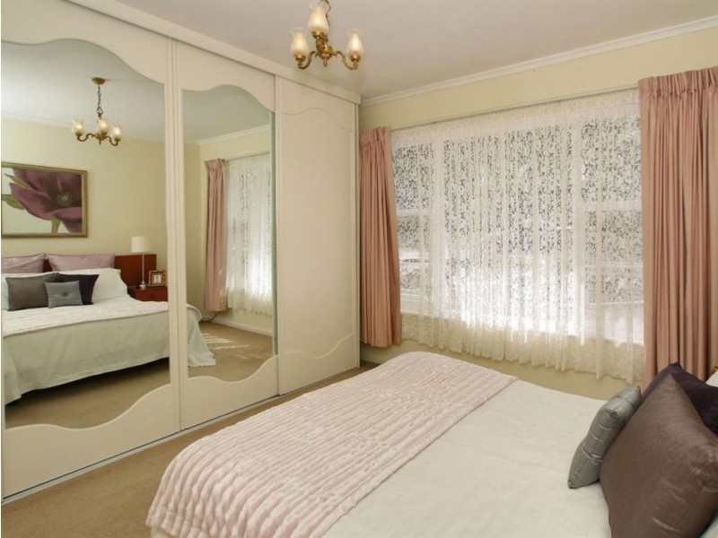21 Nicolle Avenue, Hawthorndene SA 5051