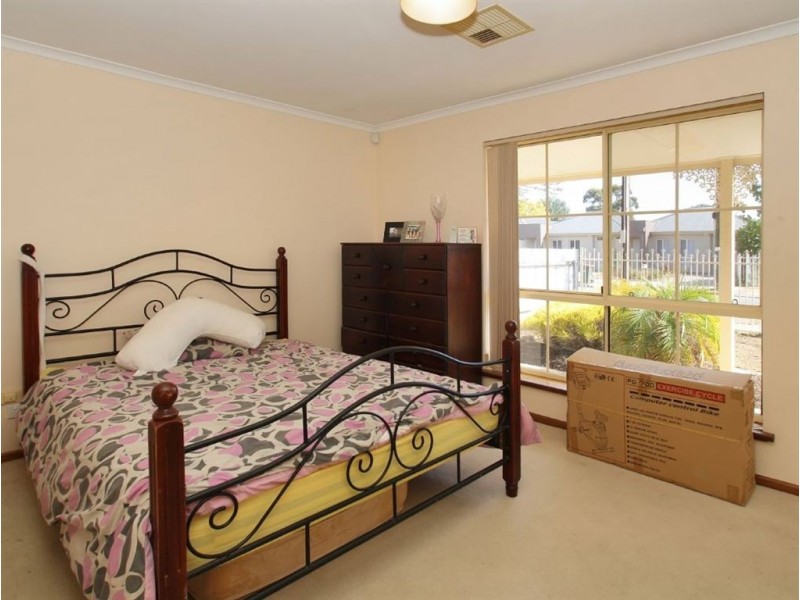 13a Rotorua Avenue, Park Holme SA 5043