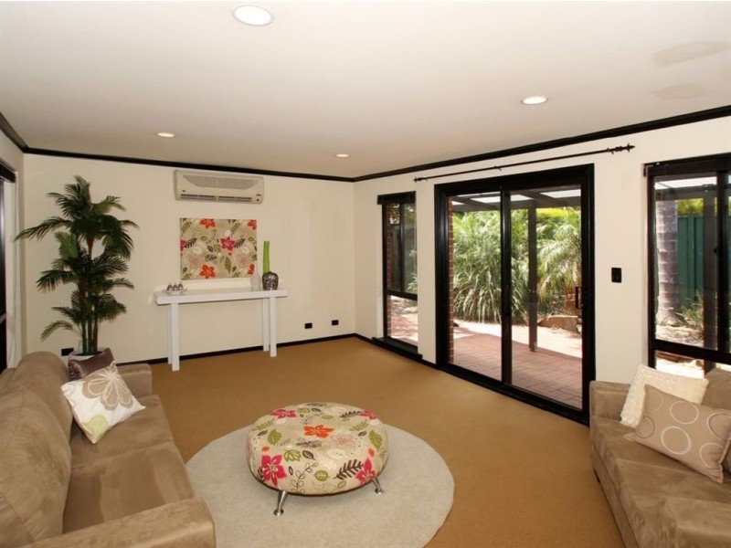 1 Tosca Close, Flagstaff Hill SA 5159