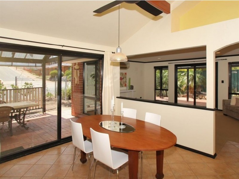 1 Tosca Close, Flagstaff Hill SA 5159