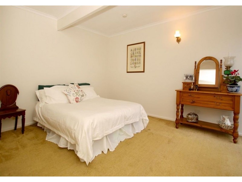 242 Coromandel Parade, Coromandel Valley SA 5051