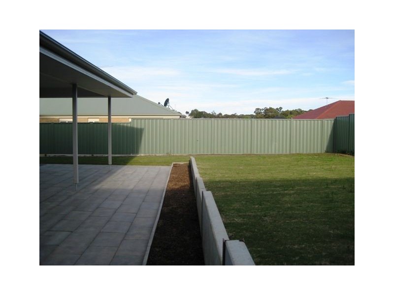 12 Collett Avenue, Mount Barker SA 5251