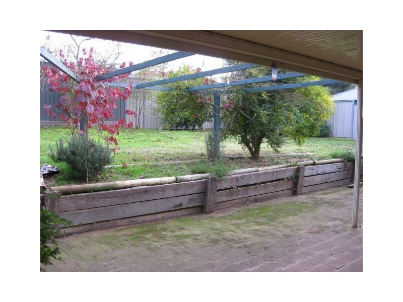 8 Dean Street, Mount Barker SA 5251