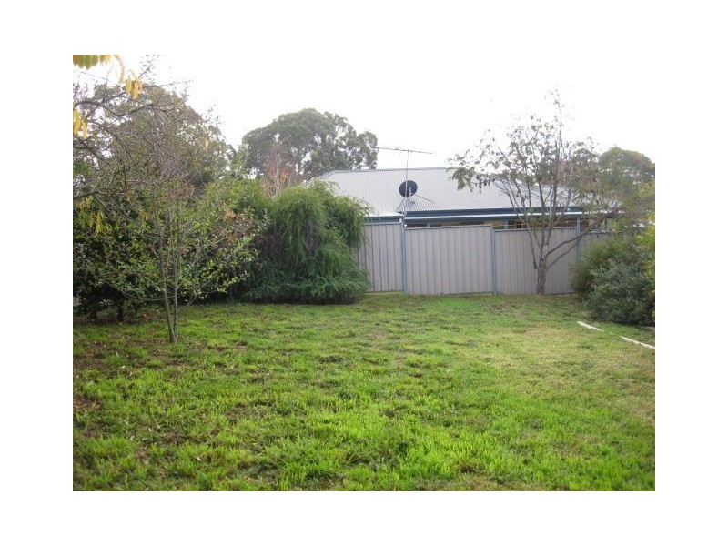 8 Dean Street, Mount Barker SA 5251