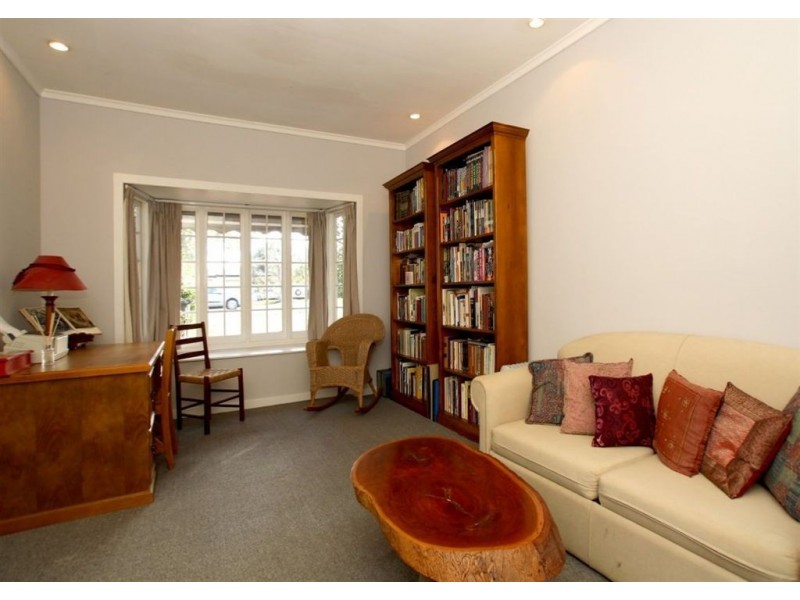 131 Coromandel Parade, Coromandel Valley SA 5051