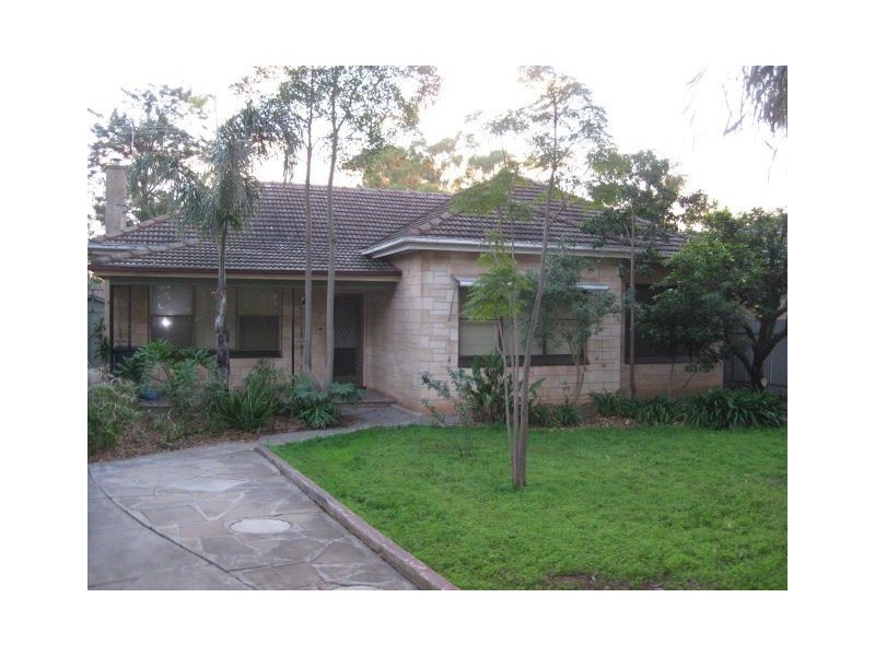 10 Solent Street, Clarence Gardens SA 5039
