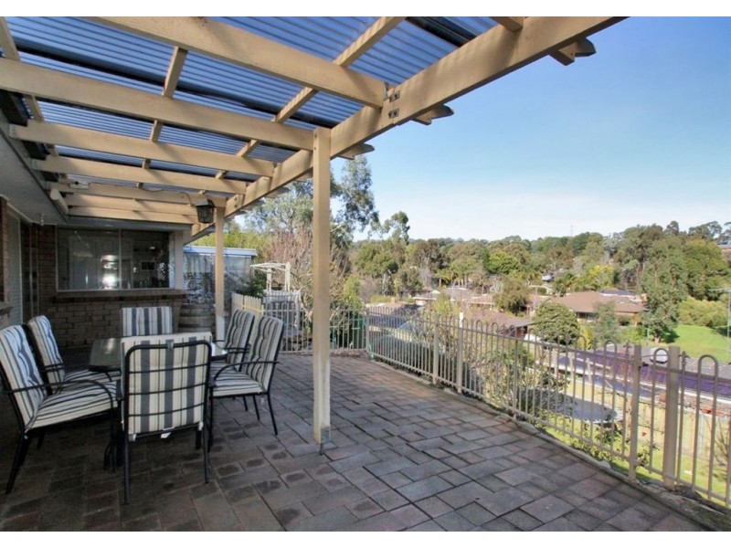 12 Banksia Road, Aberfoyle Park SA 5159