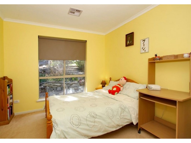 12 Banksia Road, Aberfoyle Park SA 5159