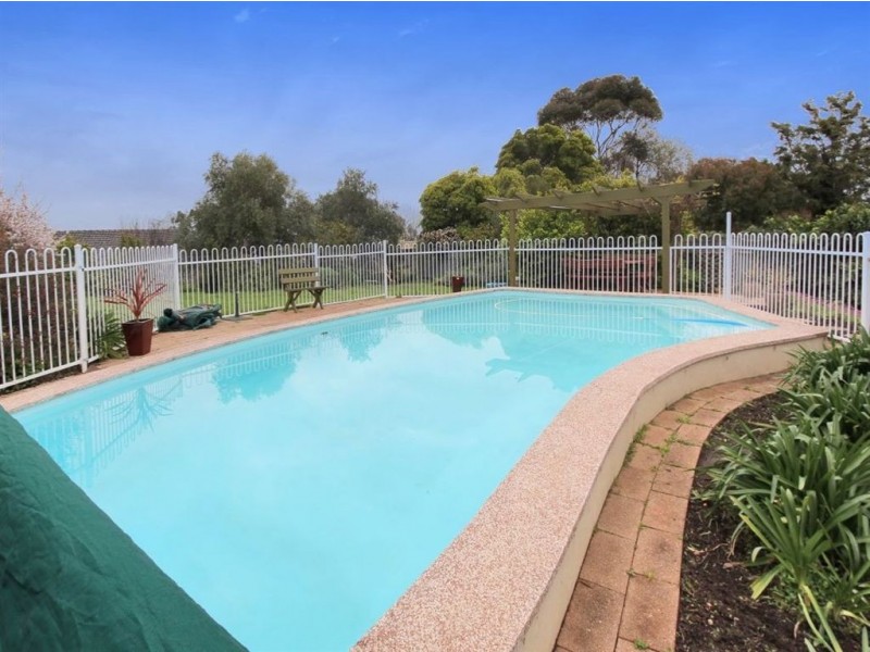 40 Ridgehaven Drive, Bellevue Heights SA 5050