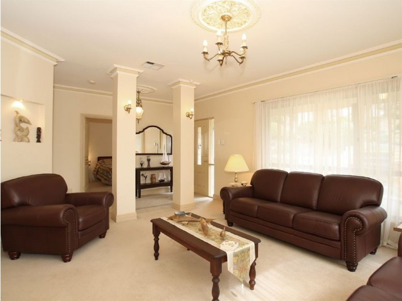 2 Nunyara Crescent, Belair SA 5052