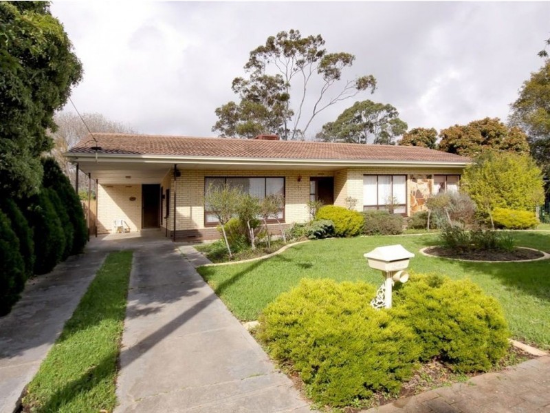 11 Adam Avenue, Bellevue Heights SA 5050