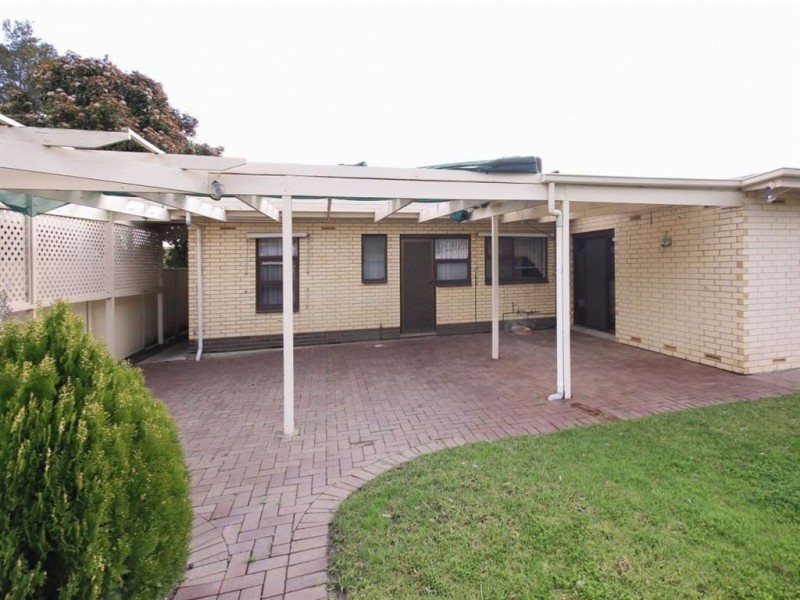 11 Adam Avenue, Bellevue Heights SA 5050
