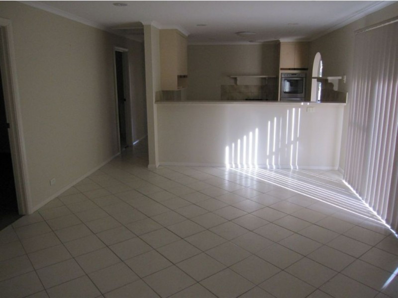 46 Manning Road, Aberfoyle Park SA 5159