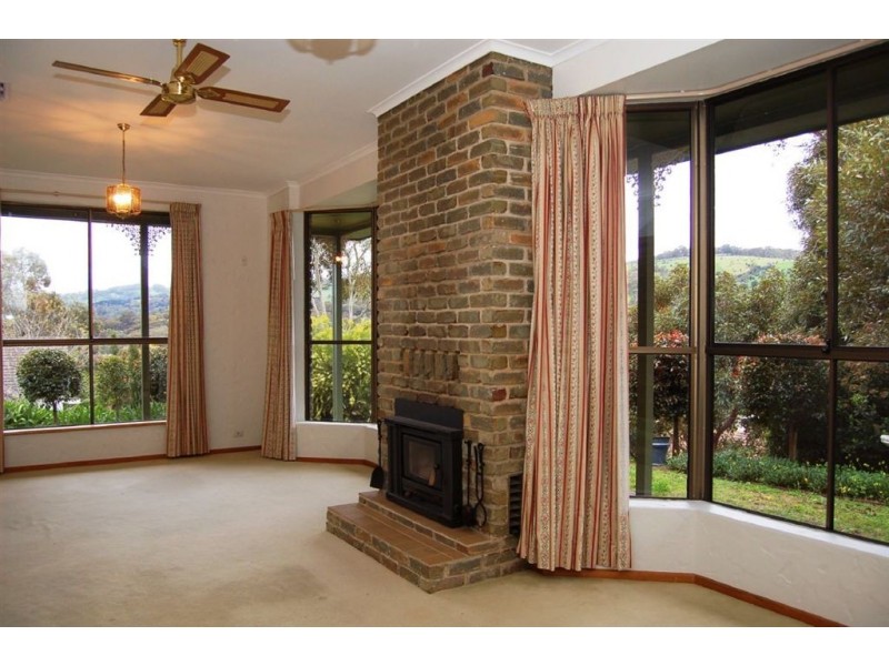 1 Ross Ct, Coromandel Valley SA 5051