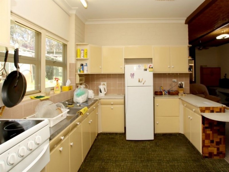 14 Hill Road, Eden Hills SA 5050