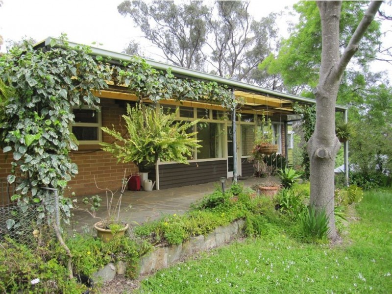 7 Parham Road, Eden Hills SA 5050