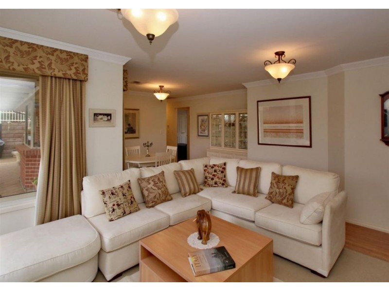 3 Kristen Court, Coromandel Valley SA 5051