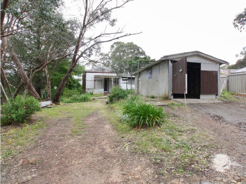 17 Deane Avenue, Belair SA 5052