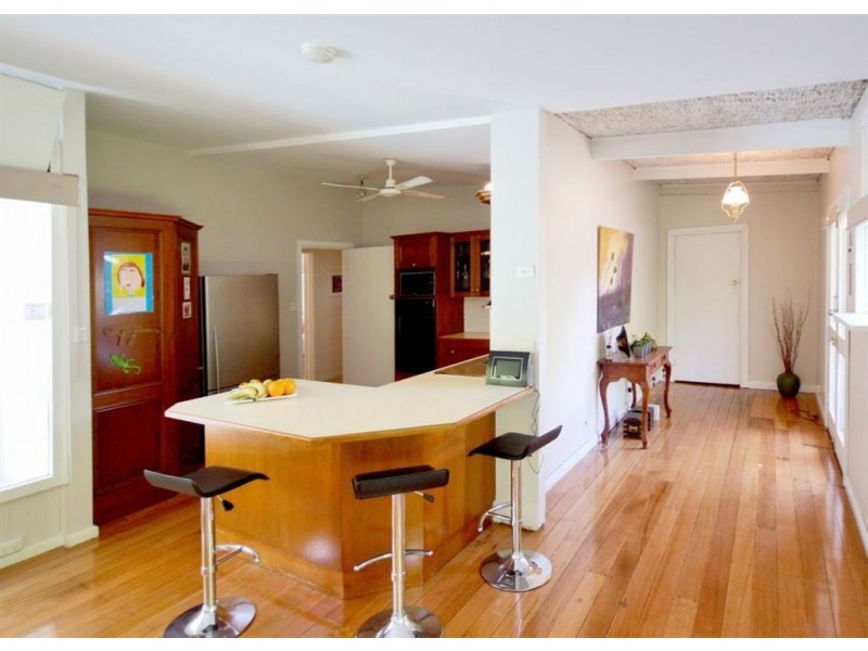 8 Deane Avenue, Belair SA 5052