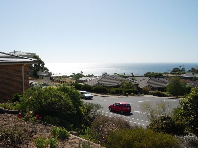 142 Perry Barr Road, Hallett Cove SA 5158