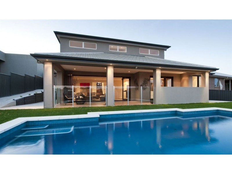 102 Highfield Drive, Craigburn Farm SA 5051