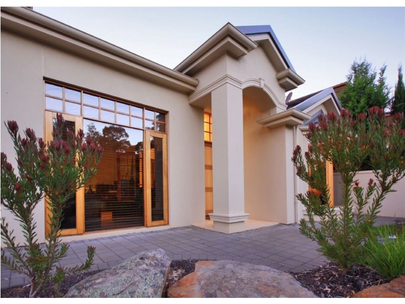 17 Sherwood Avenue, Bellevue Heights SA 5050