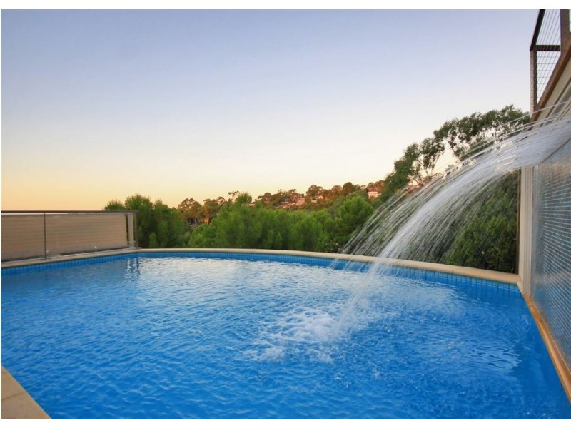 17 Sherwood Avenue, Bellevue Heights SA 5050