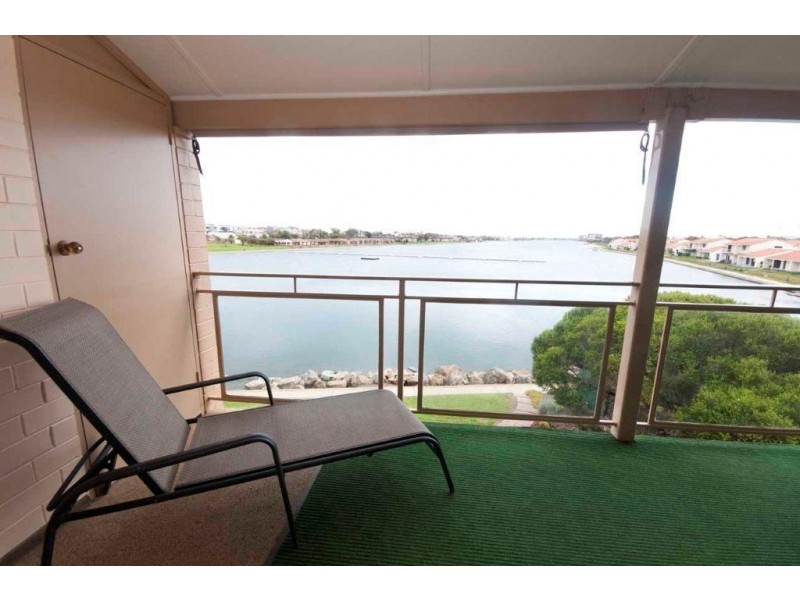 3/242 Trimmer Parade, West Lakes SA 5021