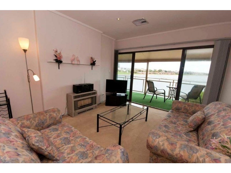3/242 Trimmer Parade, West Lakes SA 5021