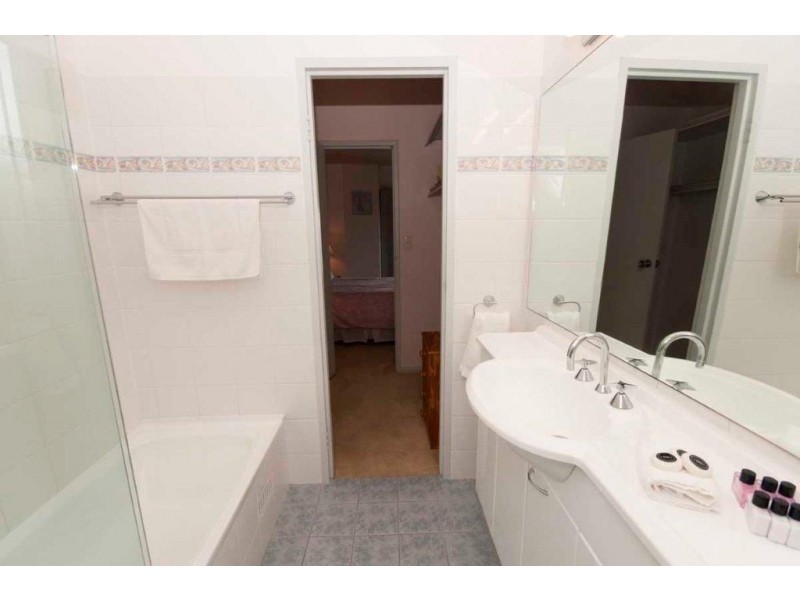 3/242 Trimmer Parade, West Lakes SA 5021