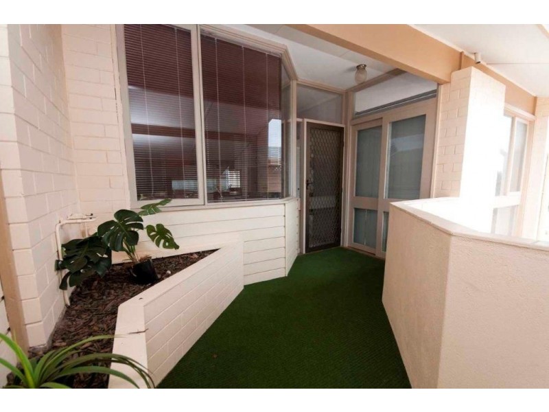 3/242 Trimmer Parade, West Lakes SA 5021