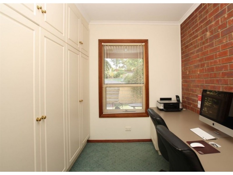 13 Sylvia Court, Coromandel Valley SA 5051