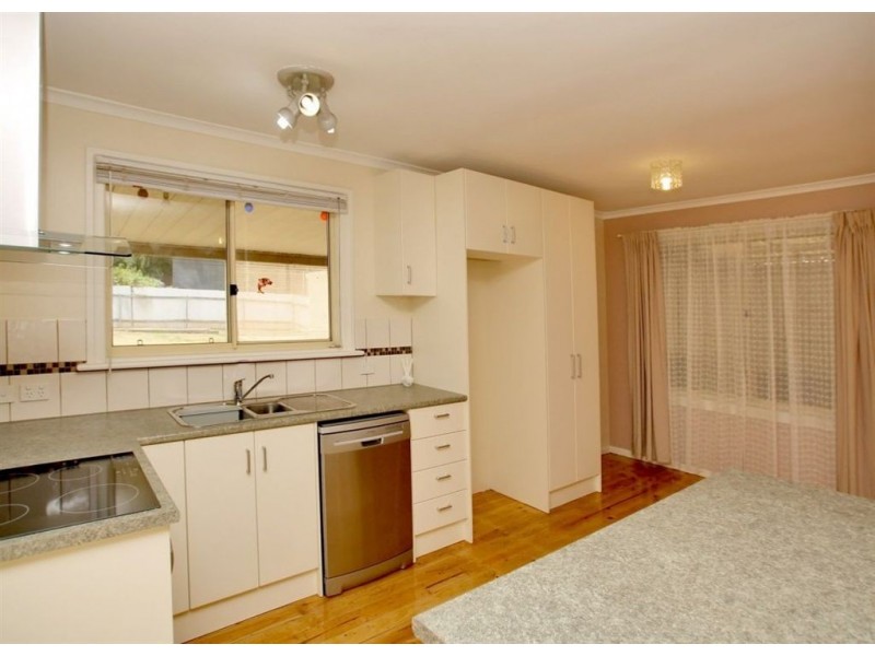 53 Whiteley Drive, Trott Park SA 5158