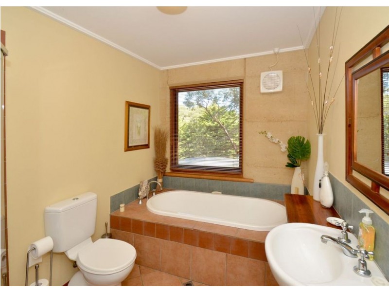 34 Wychwood Grove, Upper Sturt SA 5156