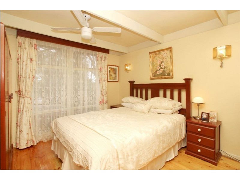 15 Louis Avenue, Hawthorndene SA 5051