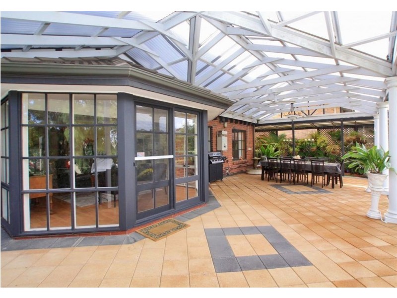 103 Gloucester Avenue, Belair SA 5052