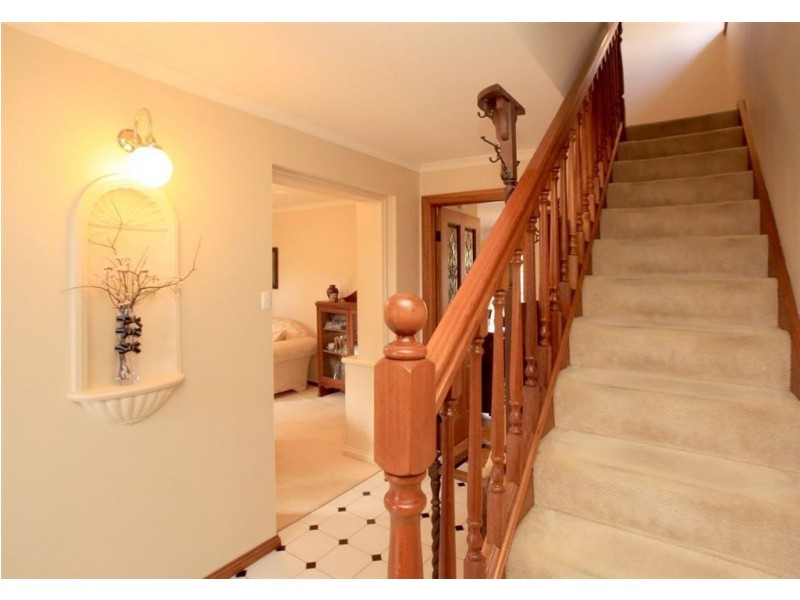 103 Gloucester Avenue, Belair SA 5052