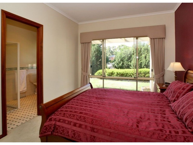 13 Sylvia Court, Coromandel Valley SA 5051