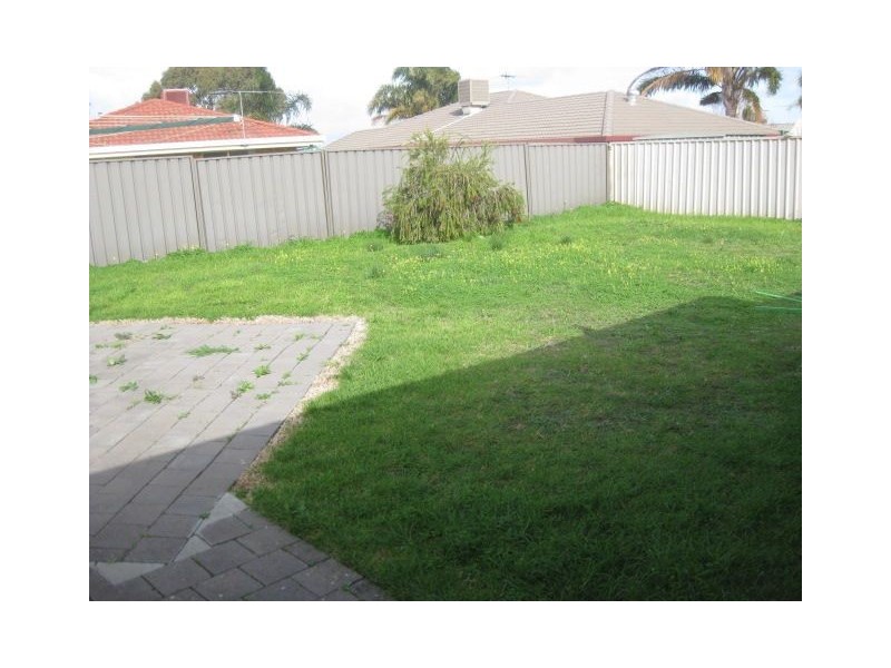 26 Gardenia Street, Morphett Vale SA 5162