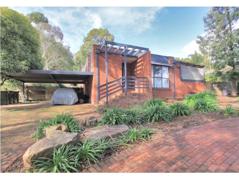 1 Avondale Road, Coromandel Valley SA 5051