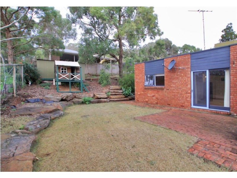 1 Avondale Road, Coromandel Valley SA 5051