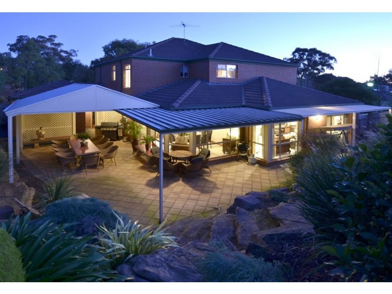 6 Woodlake Drive, Craigburn Farm SA 5051